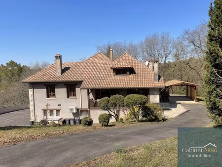 rare avec vu sur côteaux - 3 km du centre-bourg - grande mai