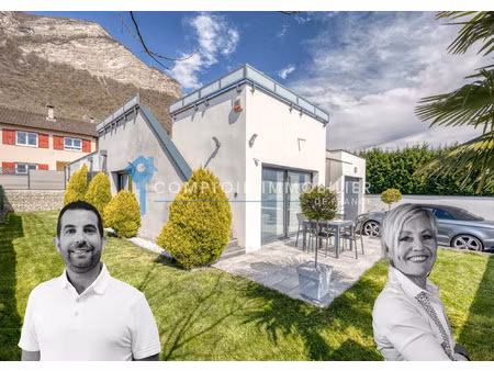 isère (38) lumbin- maison plain-pied avec patio et toit terr