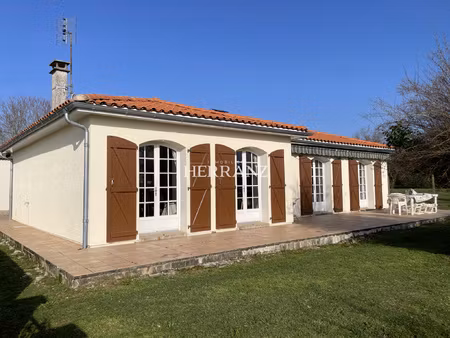 sainte-colombe maison 100 m2 de plain-pied avec garage et