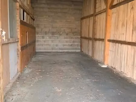 vente garage et parking au langon (85370) : à vendre / 115m² le langon