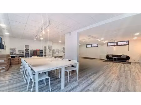 exclusivité - local commercial 142m² rénové vitrine centre-ville - limeil-brévannes