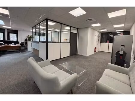 vente commerce 399 m²