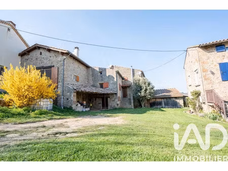 maison à saint-victor (07410)