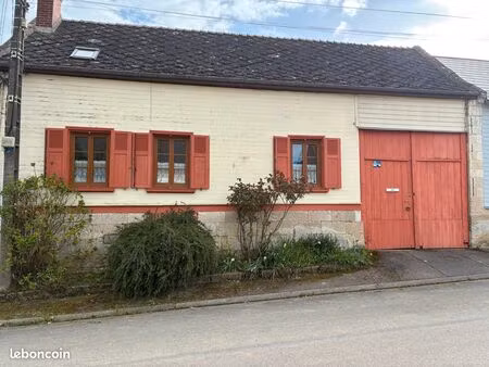 vends maison avec dépendances et verger