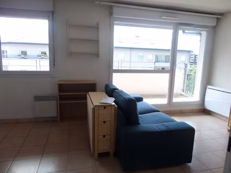 studio meublé cluses - 555eur