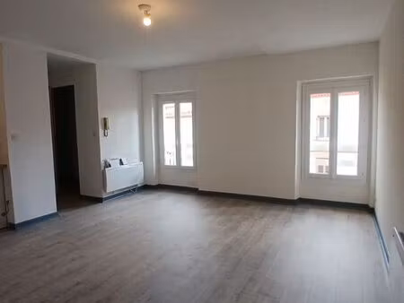 appartement 3 pièces 60 m²