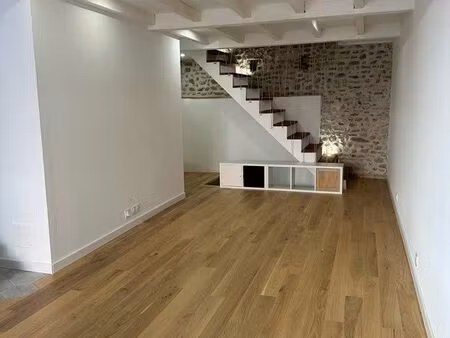 maison de village sainte marie la mer