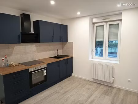 t3 refait à neuf avec terrase