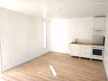 appartement t2 a lour