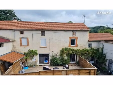 maison meublée à la campagne