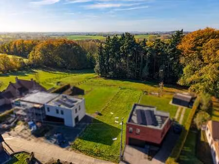 te koop  bouwgrond op rustige en groene ligging te brakel!