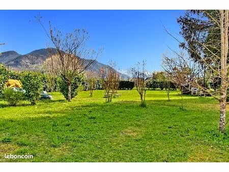 terrain 903 m² taninges