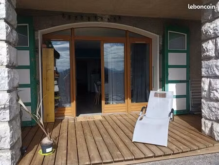 loue 40m2 terrasse-parking argonay