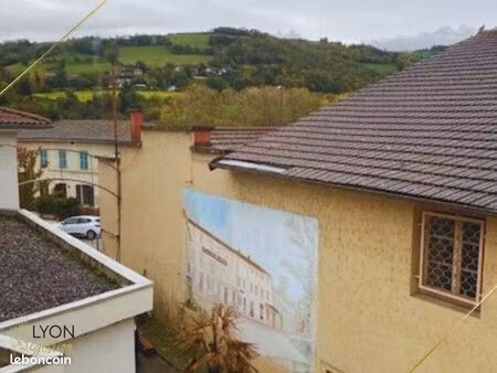 studio 1 pièce 26 m²