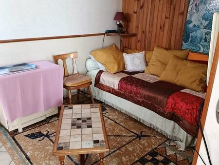 studio 2 pièces et jardin