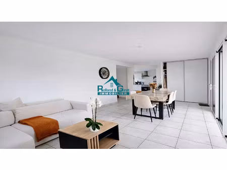 vente maison à cornillé (35500) : à vendre / 117m² cornillé