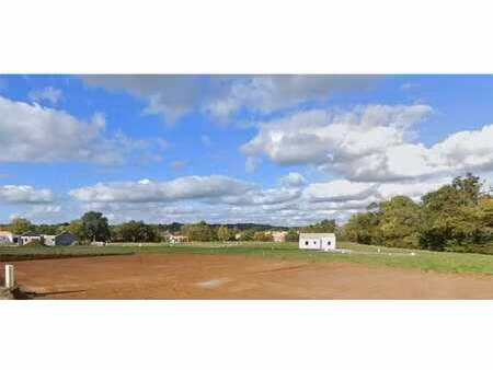 vente terrain à mareuil-sur-lay-dissais (85320) : à vendre / mareuil-sur-lay-dissais