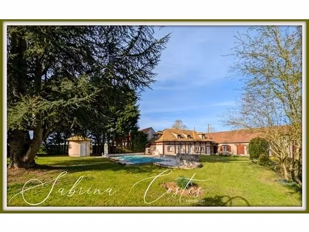 propriété de caractère à fort potentiel – 2 maisons️ – 7 chambres️ – parc + tennis + espac