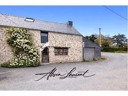 drefféac – élégante maison en pierre  entièrement rénovée de 120 m² env. une alliance parf