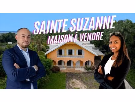 maison 200 m² avec terrain de 1085 m² à sainte-suzanne
