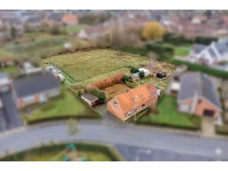 uitzonderlijke bouwgrond van 3.325 m² te ingelmunster!