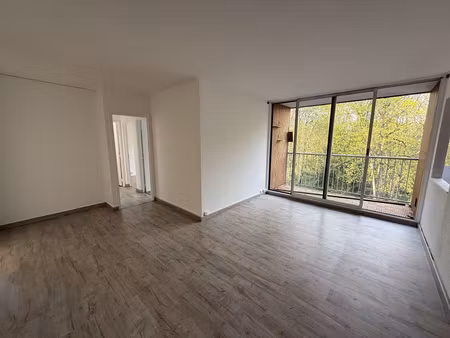 appartement 4 pièces au calme et proche des commodités