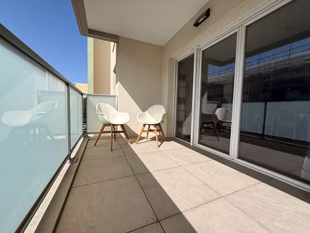 appartement saint laurent du var 4 pièce(s) 82 m2