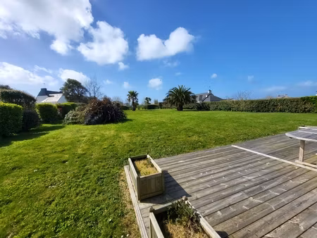 a vendre ploudalmezeau  maison t6 à 500m de la plage !