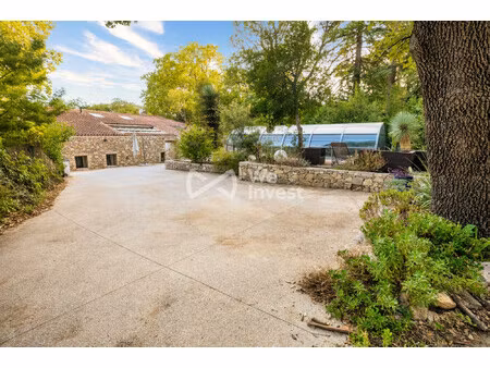 charme de l'ancien et confort moderne : une propriété d'except