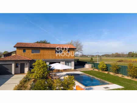 villa contemporaine vue pyrénées