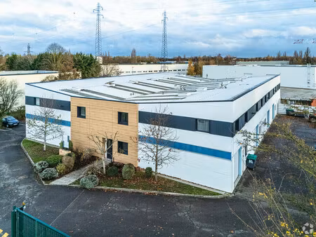 location local d’activités moissy-cramayel 77550 89m²