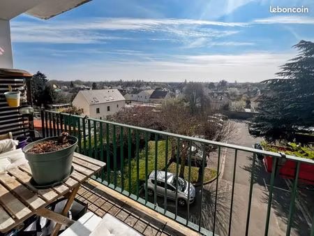 appartement f4  75m2 arnouville  cave parking et terrasse