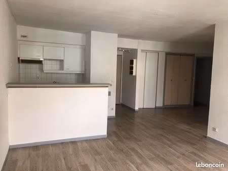 t2 thônes rue des clefs