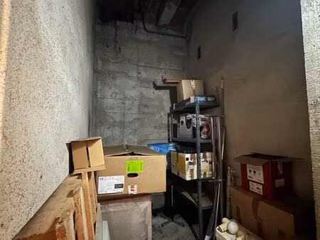 box cave local rangement archivage saint et sec
