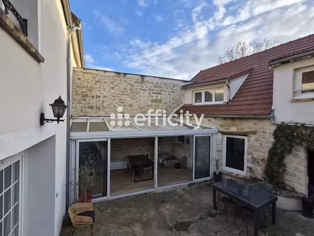 maison 7 pièces - 179 m²