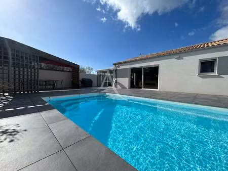 vente maison piscine à sainte-foy (85150) : à vendre piscine / 178m² sainte-foy