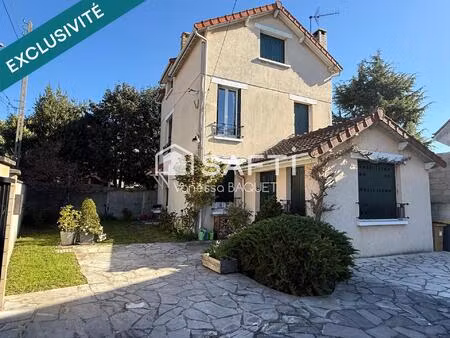 maison familiale  6 pièces  4 chambres  proche toutes commodités