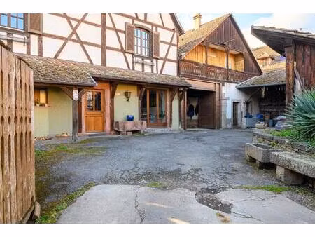 maison alsacienne  coeur de village avec terrain au fort potentiel (annexes)
