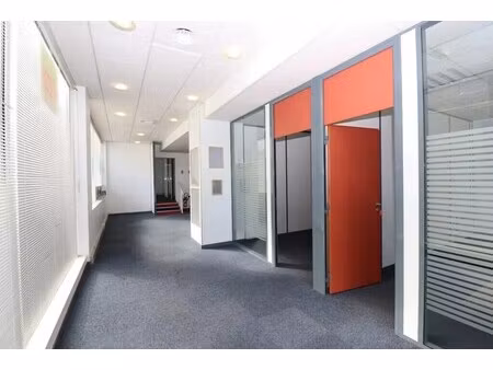 location bureaux 150 m²