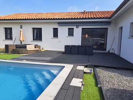 maison leon 6 pièce(s) 126 m2