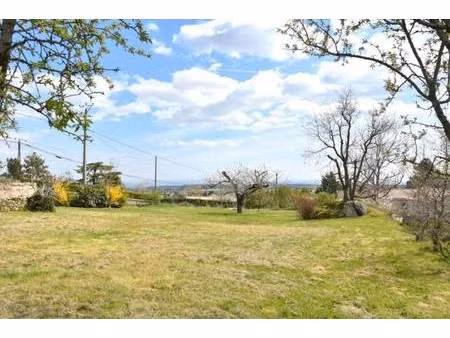 terrain constructible viabilisé à vendre