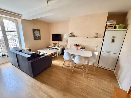 location appartement 3 pièces à saint-aubin-du-cormier (35140) : à louer 3 pièces / 42m² s