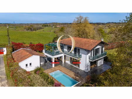 saint-pée-sur-nivelle - maison avec piscine et vue dégagée dans un environnement calme