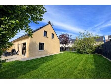 en vente maison 130 m² – 239 500 € |combrée