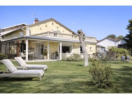 vente maison 7 pièces 238 m² montluel (01120)