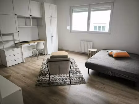 à louer studio 32 m² – 790 € |thionville