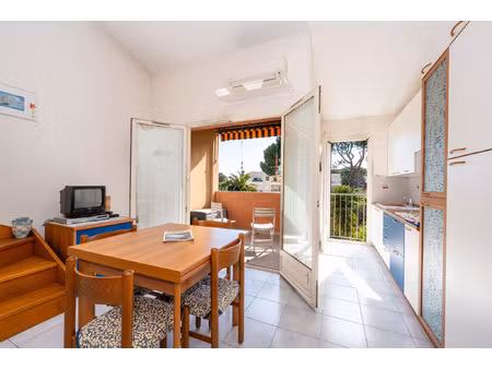 vente appartement 2 pièces 43 m² villeneuve-loubet (06270)