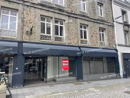 location commerce 95 m²