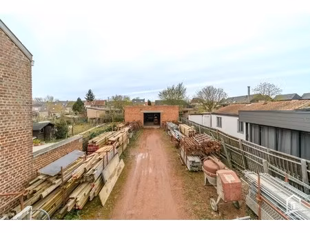 veelzijdig magazijn (met bouwpotentieel) te denderleeuw