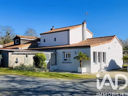 maison à cernusson (49310)
